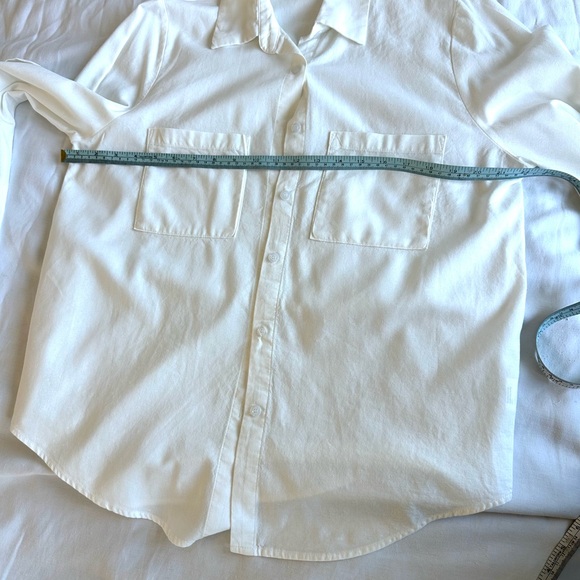 Commense Elegant Aegean White Linen Blend Blouse and Shorts Set - Picture 13 of 17